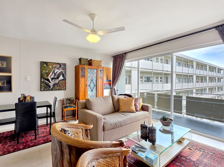 2 Bedroom Property for Sale in Green Point Western Cape